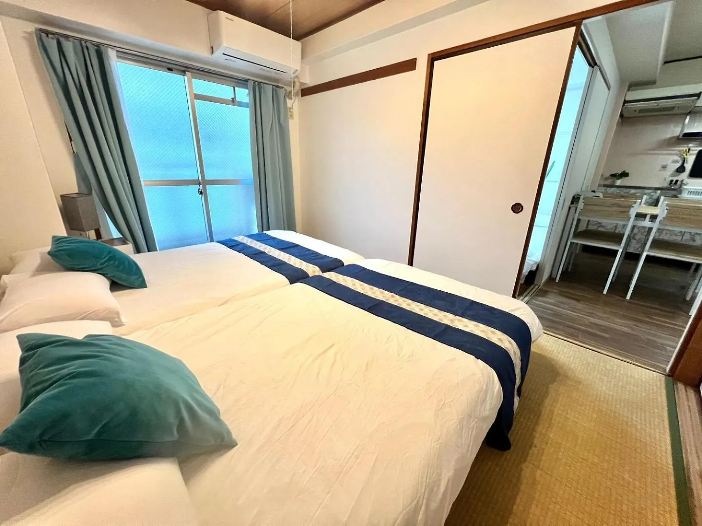 Two Room House In Front Of Namba F301 Osaka