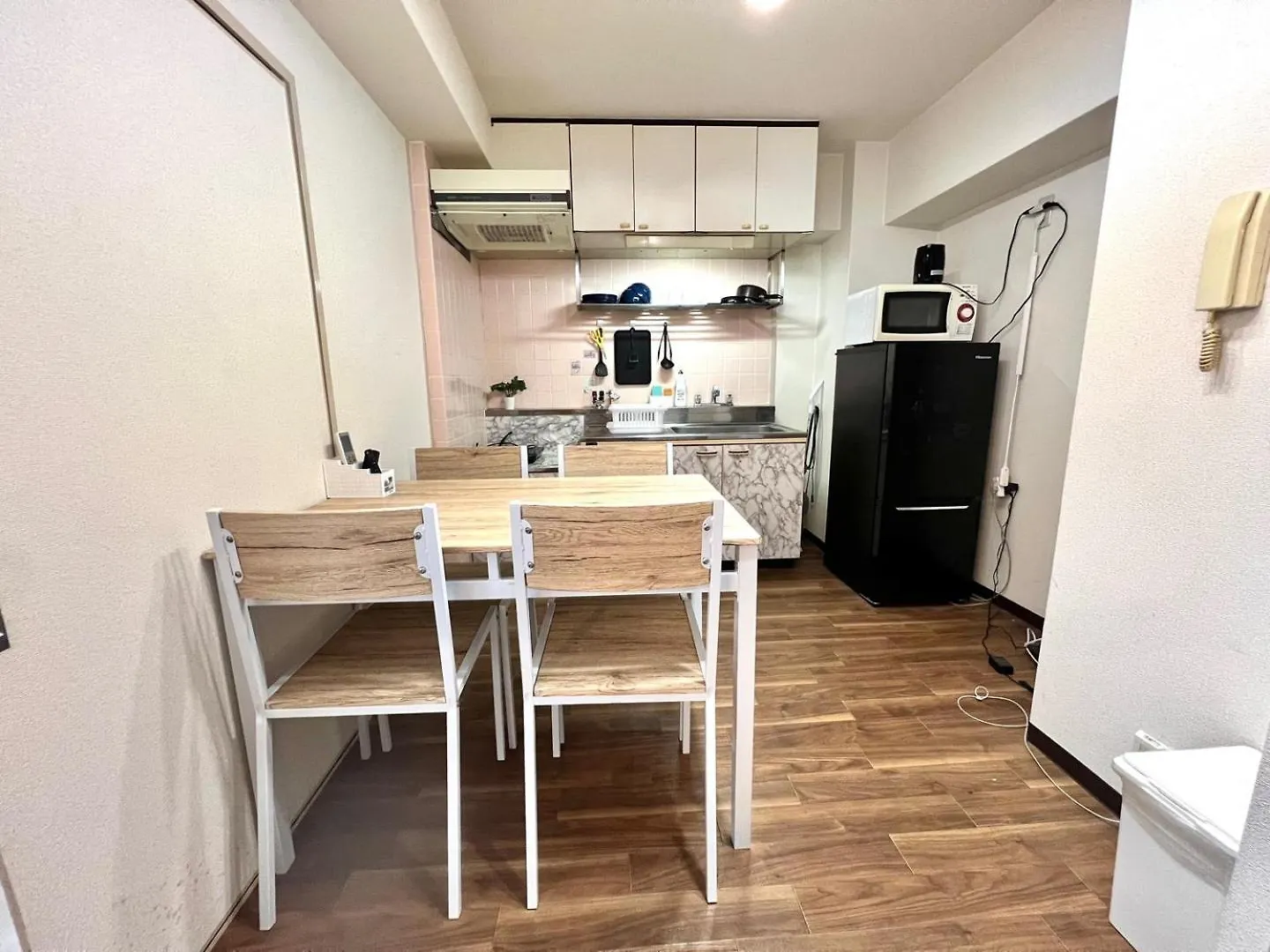 Two Room House In Front Of Namba F301 Osaka Apartment